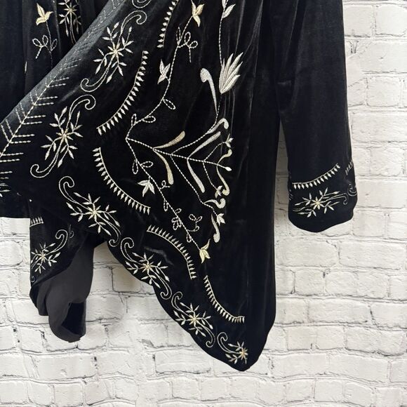 Miss Me Black Velvet Embroidered Cardigan Jacket Boho Gypsy Lagenlook - Picture 6 of 9